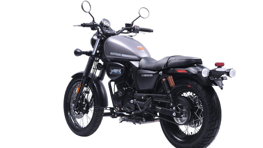 Motron Revolver 125: una custom para moverse con estilo 12 motron-revolver-125