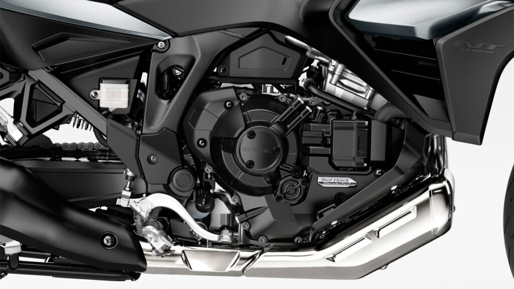 Estamos ante una de las mejores motos para viajar 13 honda-nt1100-2022