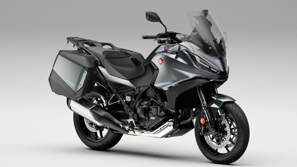 Estamos ante una de las mejores motos para viajar 11 honda-nt1100-2022