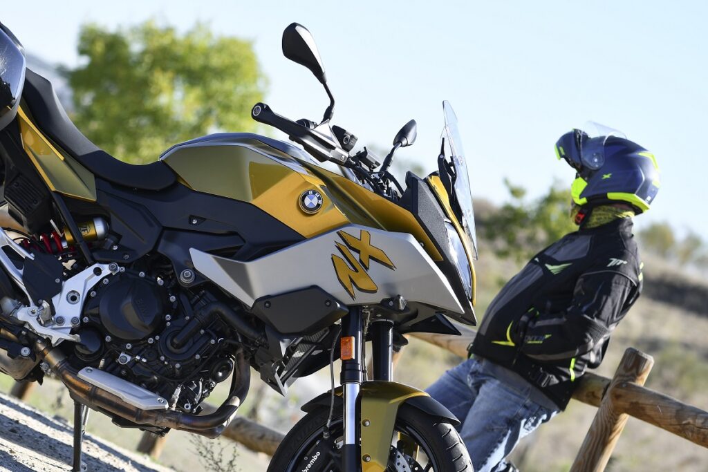BMW F 900 XR: su propio concepto trail entre nueve diferentes 21 BMW F900XR 1
