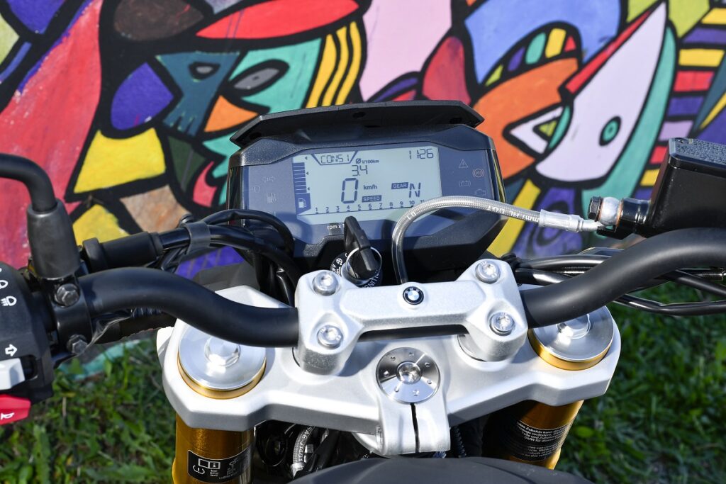 Prueba BMW G 310 R: Tu BMW de todos los días 12 BMW G310R 13