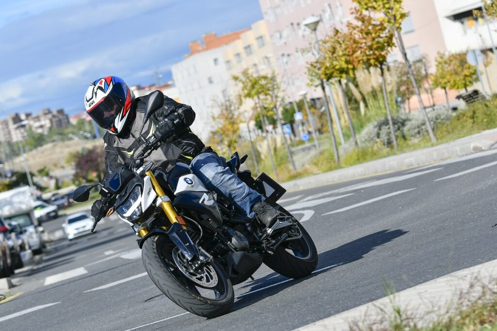 Prueba BMW G 310 R: Tu BMW de todos los días 16 BMW G310R 8