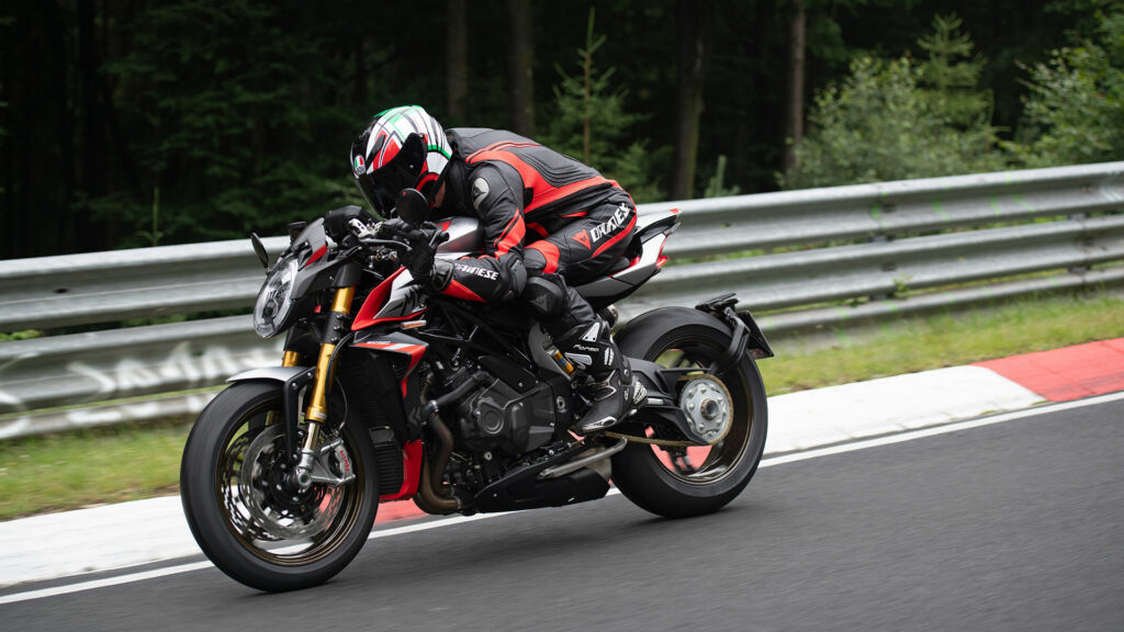 MV Agusta Brutale 1000 Nürburgring 2022: el 'Infierno Verde' te espera 14 mv-agusta-brutale-1000-nurburgring
