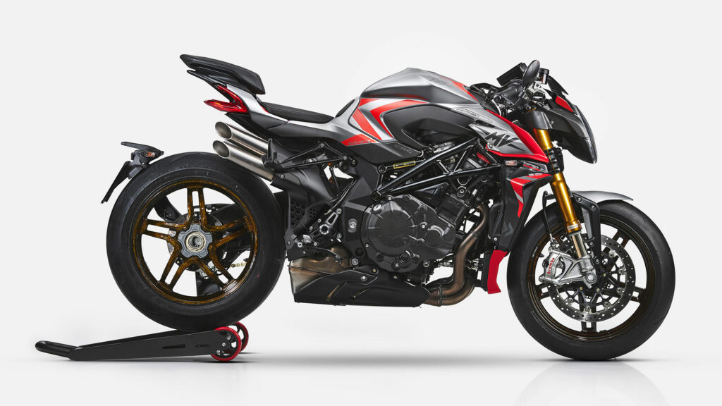 MV Agusta Brutale 1000 Nürburgring 2022: el 'Infierno Verde' te espera 11 mv-agusta-brutale-1000-nurburgring