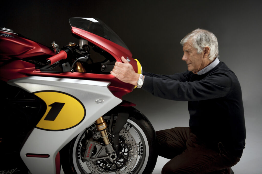 Giacomo Agostini (1942): "Mino", el más grande 20 MV Agusta Supeveloce AGO 2021