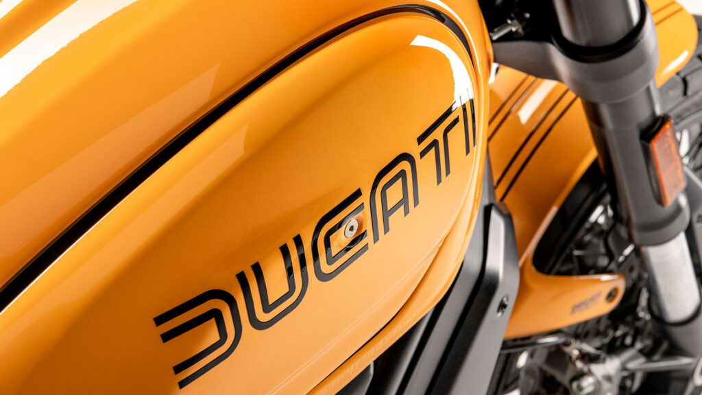 Máximo ahorro para la Scrambler Ducati 1100 en el mes del Black Friday para todas las versiones 12 ducati-scrambler-1100-tribute-pro