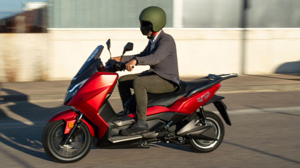 Invicta Electric T10 Neila: su nuevo buque insignia 12 Invicta Electric T10 Neila
