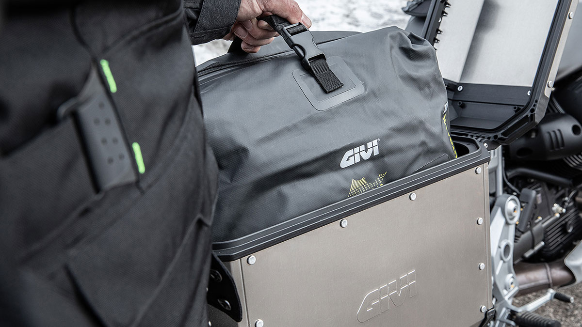 Protege tu equipaje con esta gama de accesorios de GIVI 7 givi-accesorios