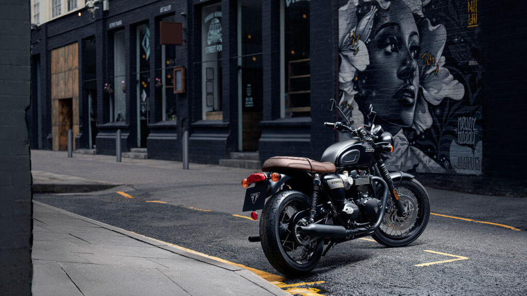 Gama Triumph Bonneville 'Gold Line Edition': exclusividad artesanal y temporal 11 triumph-gold-line-edition