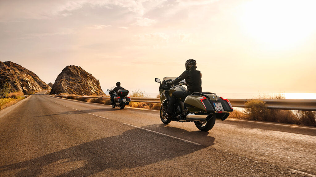 Devorar kilómetros con una moto de seis cilindros y mucha clase 11 bmw-k-1600-gt-2022
