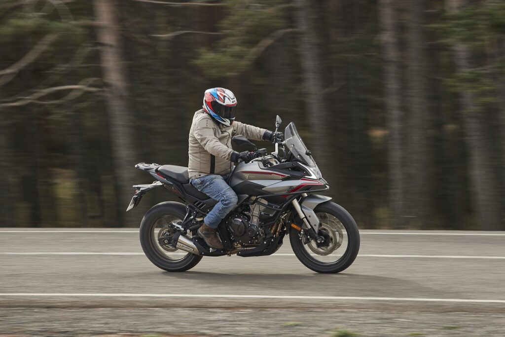 Prueba Voge 500 DSX: Qué bien te sientan tus 19 21 Voge 500 DSX 2
