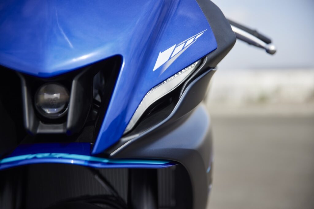 Prueba Yamaha R7: ¿cuánto hacía que no te diveRtías? 11 Yamaha R7 10