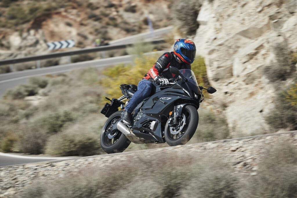 Prueba Yamaha R7: ¿cuánto hacía que no te diveRtías? 19 Yamaha R7 2