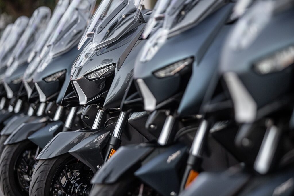 El scooter GT que viene a competir con los modelos japoneses 22 Zontes M310 2