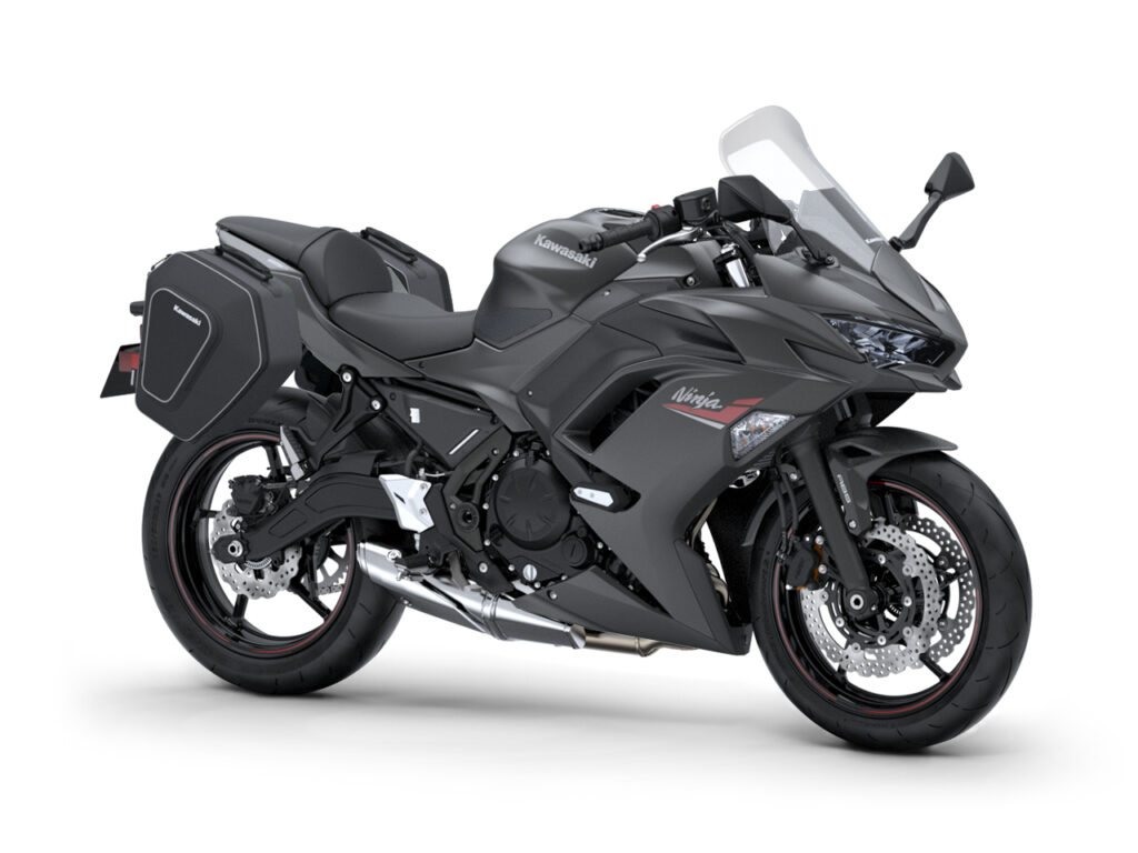 Kawasaki Ninja 650: esto es lo que te ahorras si compras cualquier versión 2023 de la popular moto sport-turismo, con limitación A2 gratis 11 Kawasaki Ninja 650 2022