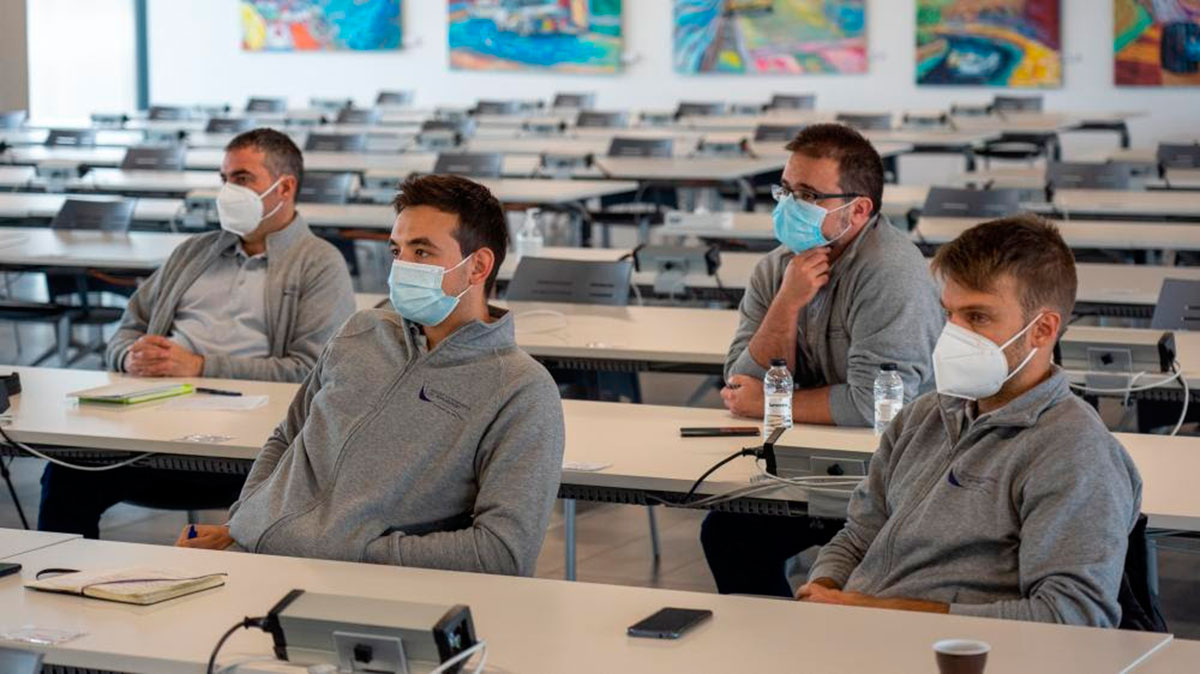 Los alumnos del Máster en Ingeniería del Motorsport realizan su última práctica en Motorland Aragón 6 master-inginieria-motorsport-motorland-aragon