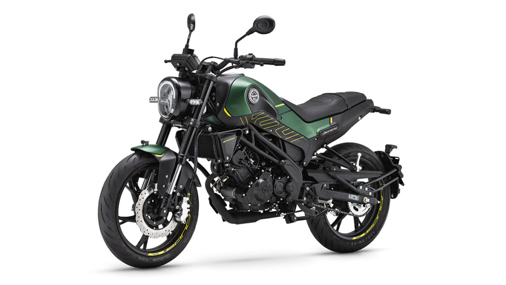 Benelli Leoncino 125: estilo para el A1 11 Benelli Leoncino 125