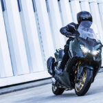 Yamaha TMAX y TECH MAX 2022