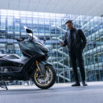 Yamaha TMAX y TECH MAX 2022