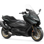 Yamaha TMAX y TECH MAX 2022