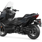 Yamaha TMAX y TECH MAX 2022