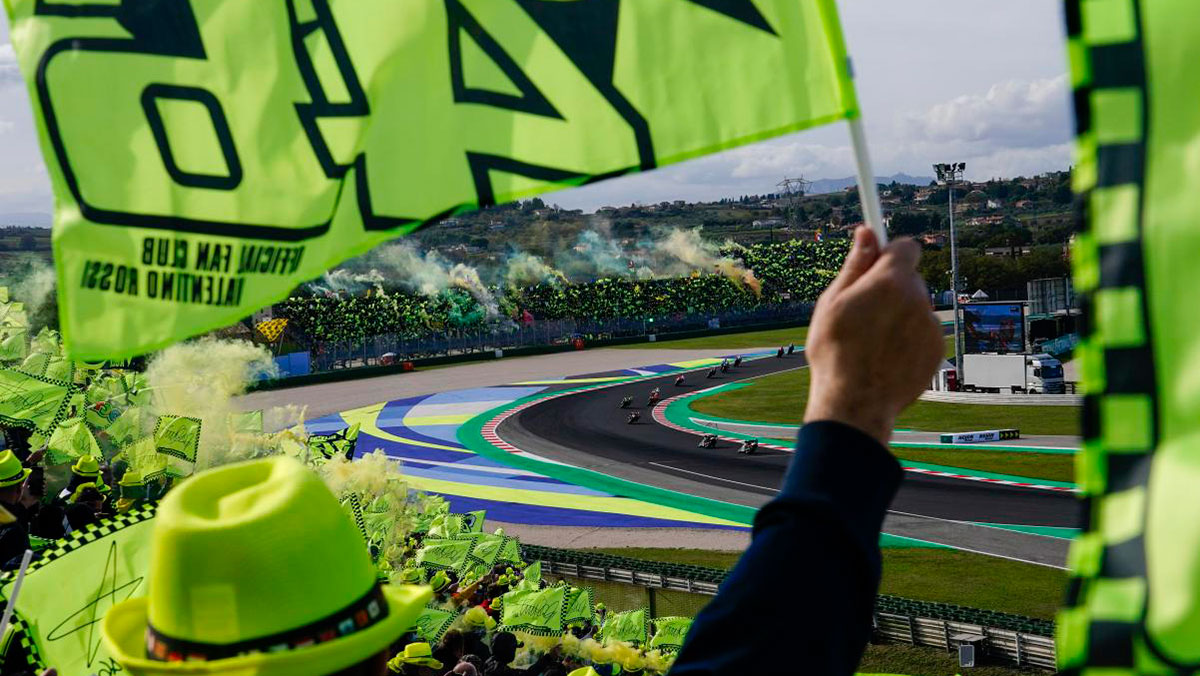 Circuito de Cheste: la última oportunidad para despedirse de Valentino Rossi en MotoGP 8 despedida-valentino-rossi