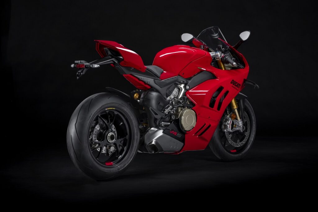 Ducati PanigaleV4S estudio trasera