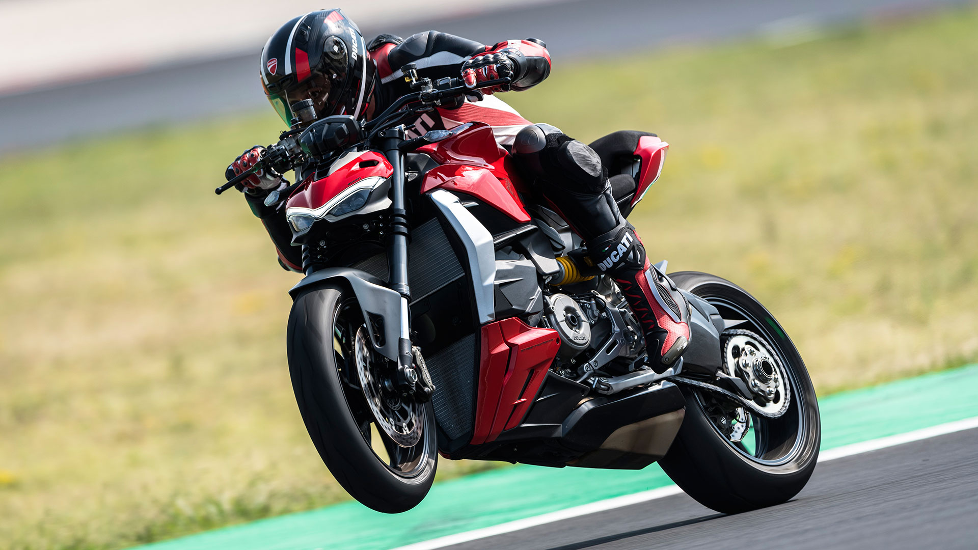 Ducati Streetfighter V2: una versión más cerebral de su extrema hypernaked