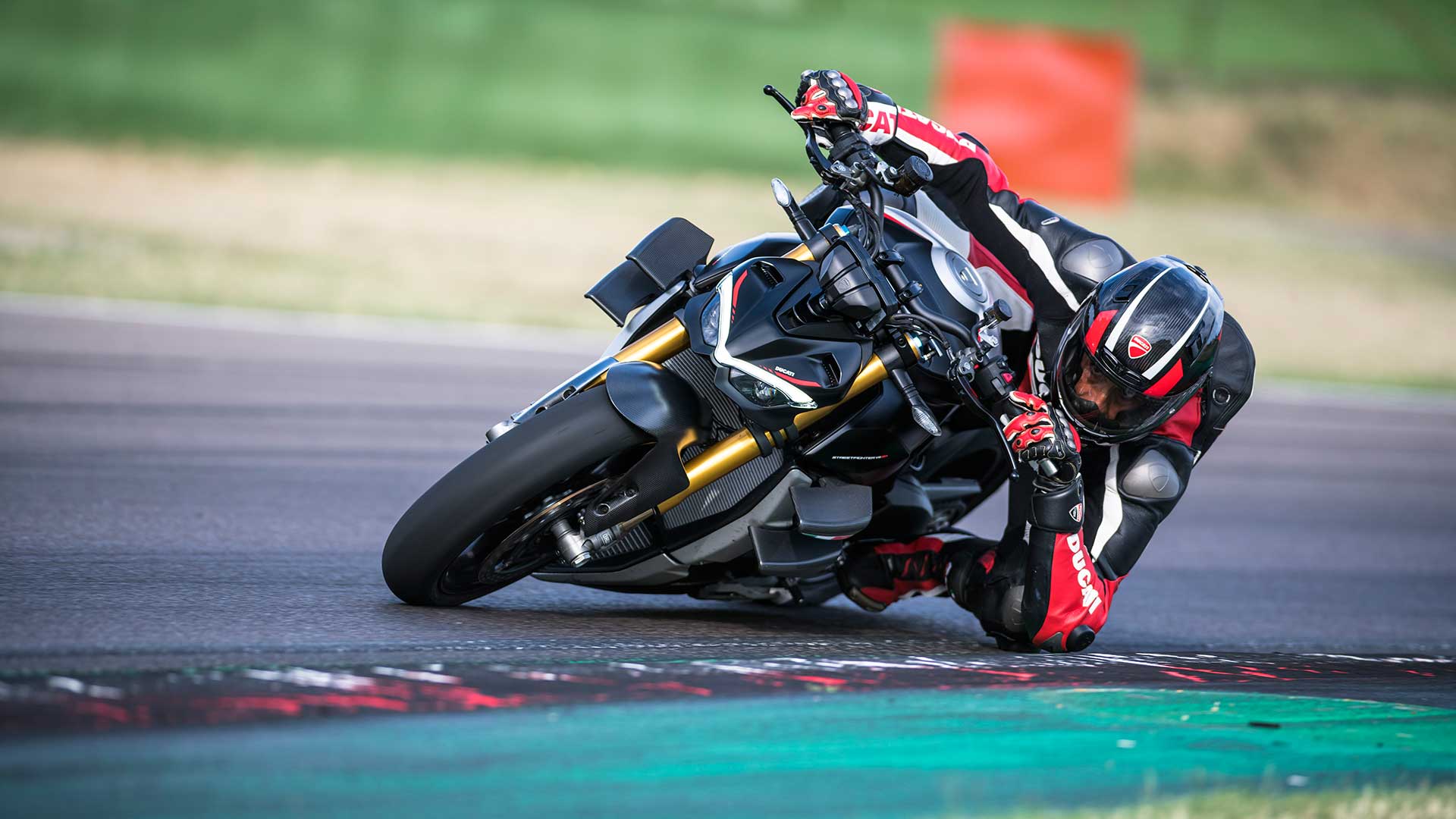 Ducati Streetfighter V4 SP 2022: llevando la fórmula al extremo