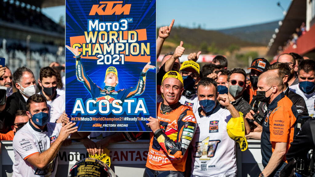 Pedro Acosta se hace el título de Moto3 en Portimao 7 pedro-acosta-campeon-moto3