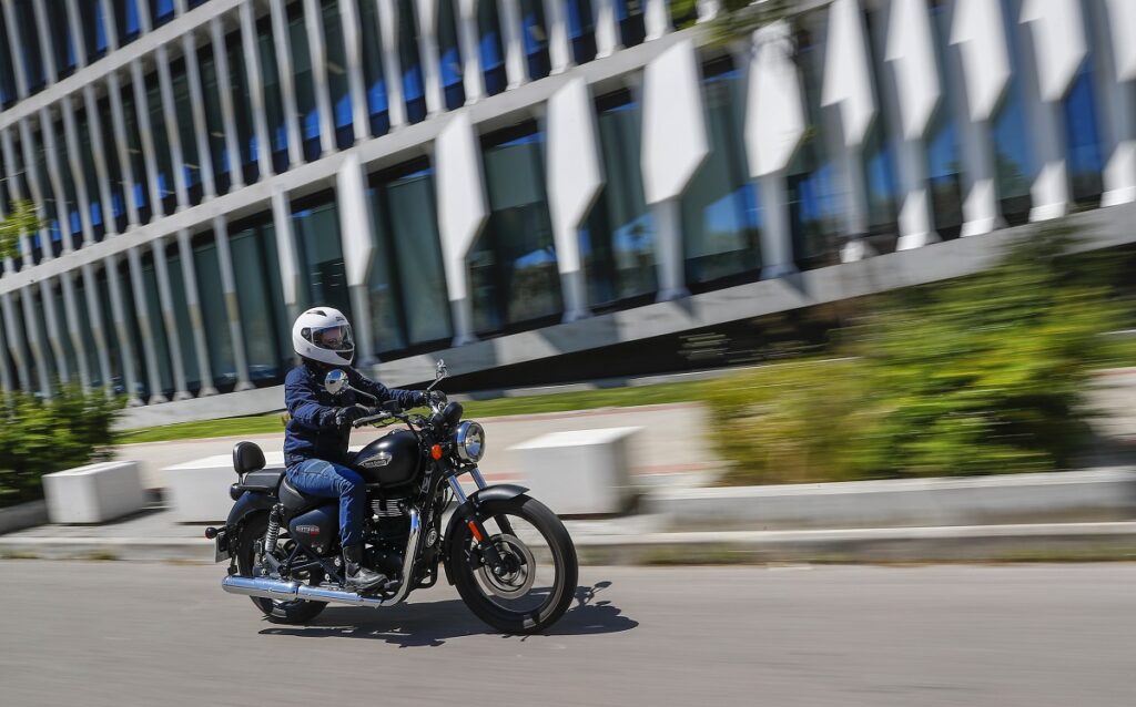 Royal Enfield Meteor 350 1