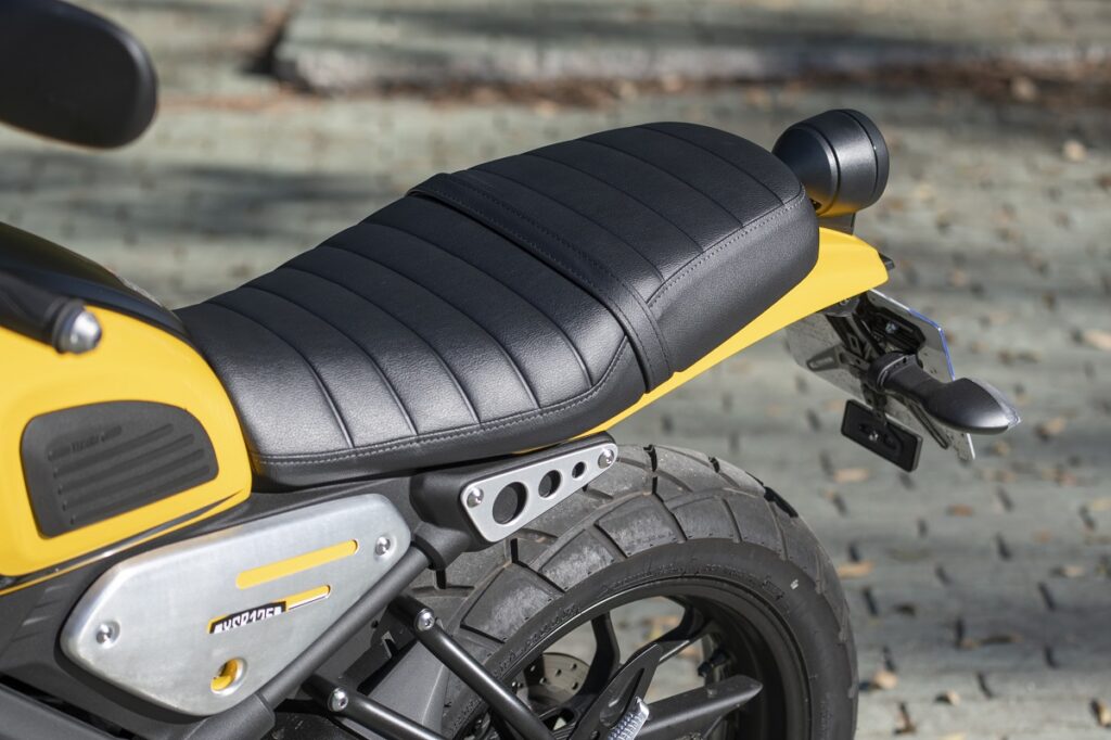¿Puede ser esta la moto de 125 más divertida de llevar? 11 Yamaha XSR125