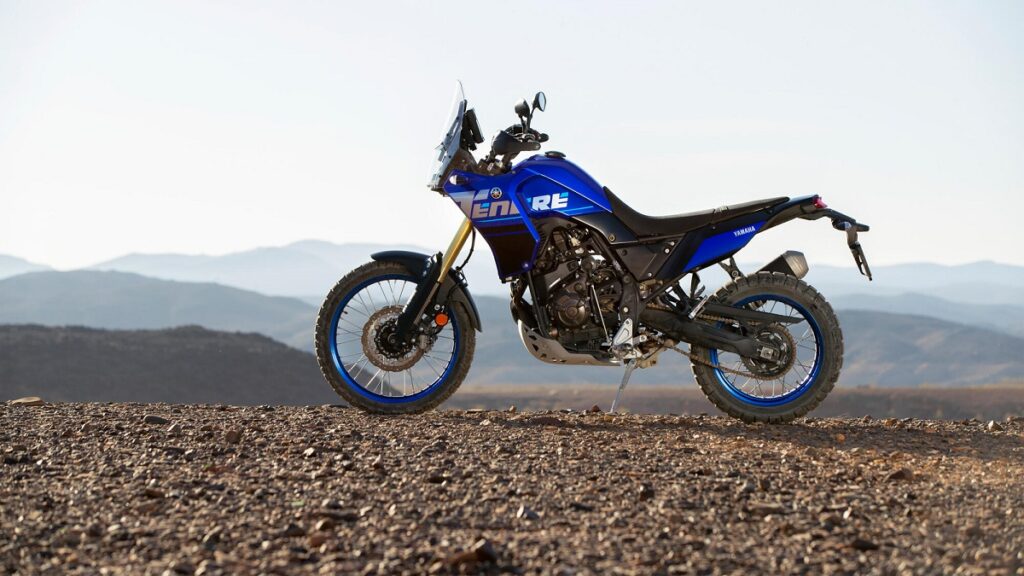 Yamaha Ténéré 700 y Rally Edition: todavía más atractiva 11 Yamaha XTZ700 Icon Blue location izqu