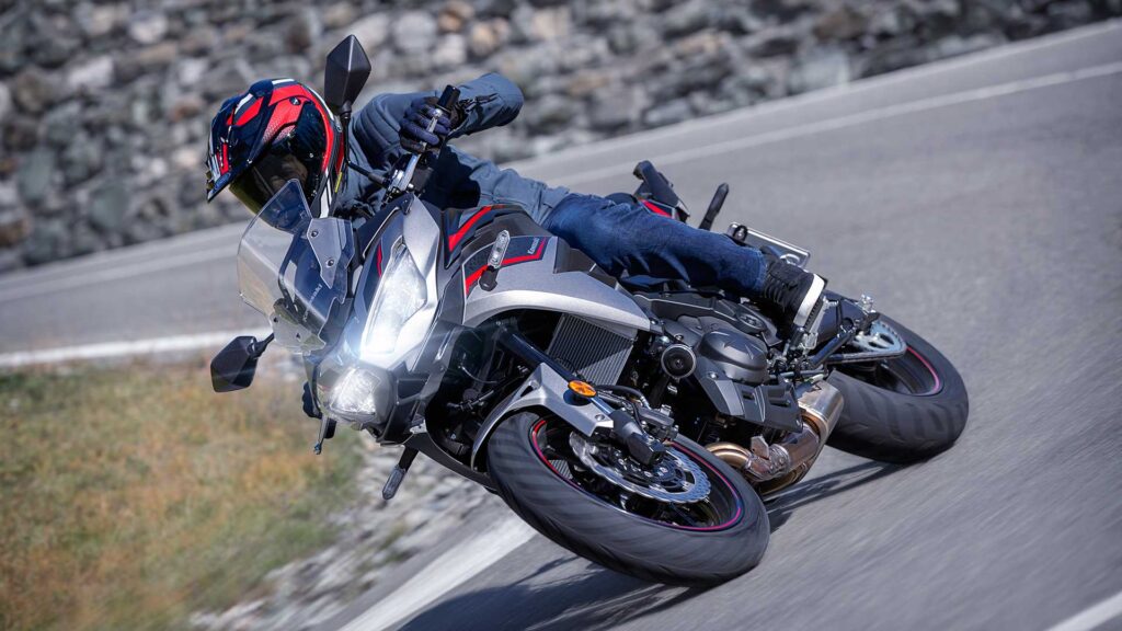 Kawasaki Versys 650 2022: actualización con más tecnología 12 kawasaki-versys-650-2022