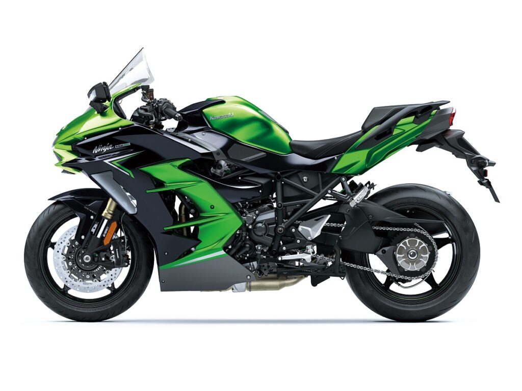 Kawasaki Ninja H2 SX y Ninja H2 SX SE: motor y tecnología sobrealimentados 14 kawasaki Ninja H2 SX estudio izquierda