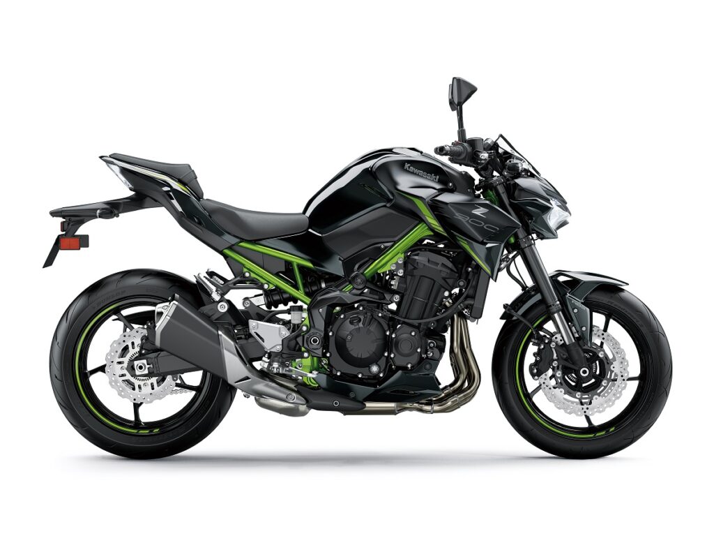 Kawasaki viste la nueva Z900 2022 con nuevos colores 9 kawasaki z900 2022 lateral derecho