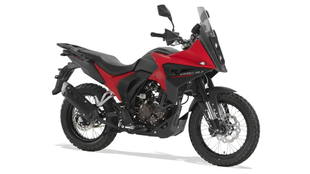 Motos trail: un nuevo modelo español para el carné de coche 1 Moto trail Rieju Aventura 125