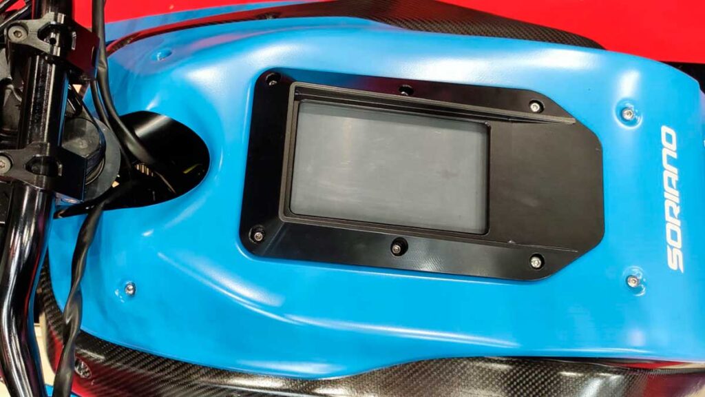 Soriano Motori Giaguaro EV: una innovadora moto eléctrica "made in Italy" 12 pantalla soriano motori giaguaro 1