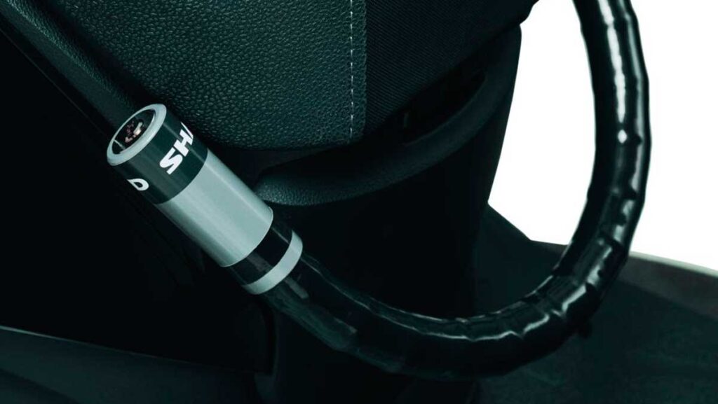Protege tu scooter de una manera más efectiva con los nuevos candados de SHAD 11 candados-shad-scooter
