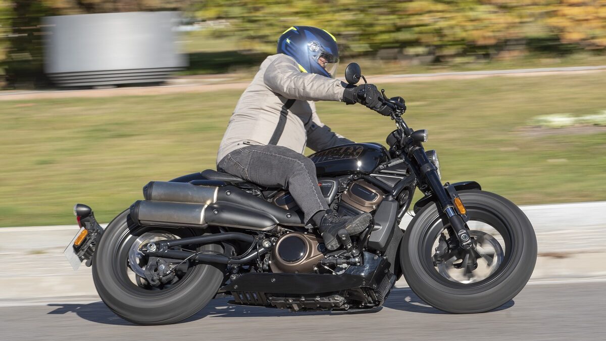 Motos custom: así va la ‘menos Harley’ de las custom de la marca de Milwaukee