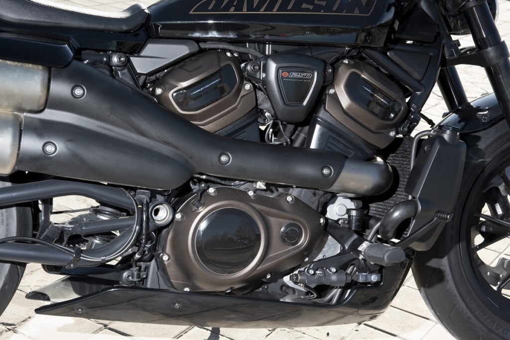 Harley Davidson Sportster S 2