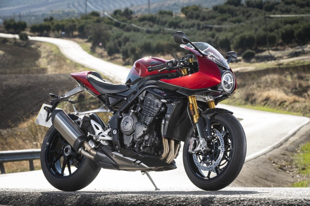 Prueba Triumph Speed Triple 1200 RR: Excelencia electrónica 10 Triumph Speed Triple 1200 RS 16