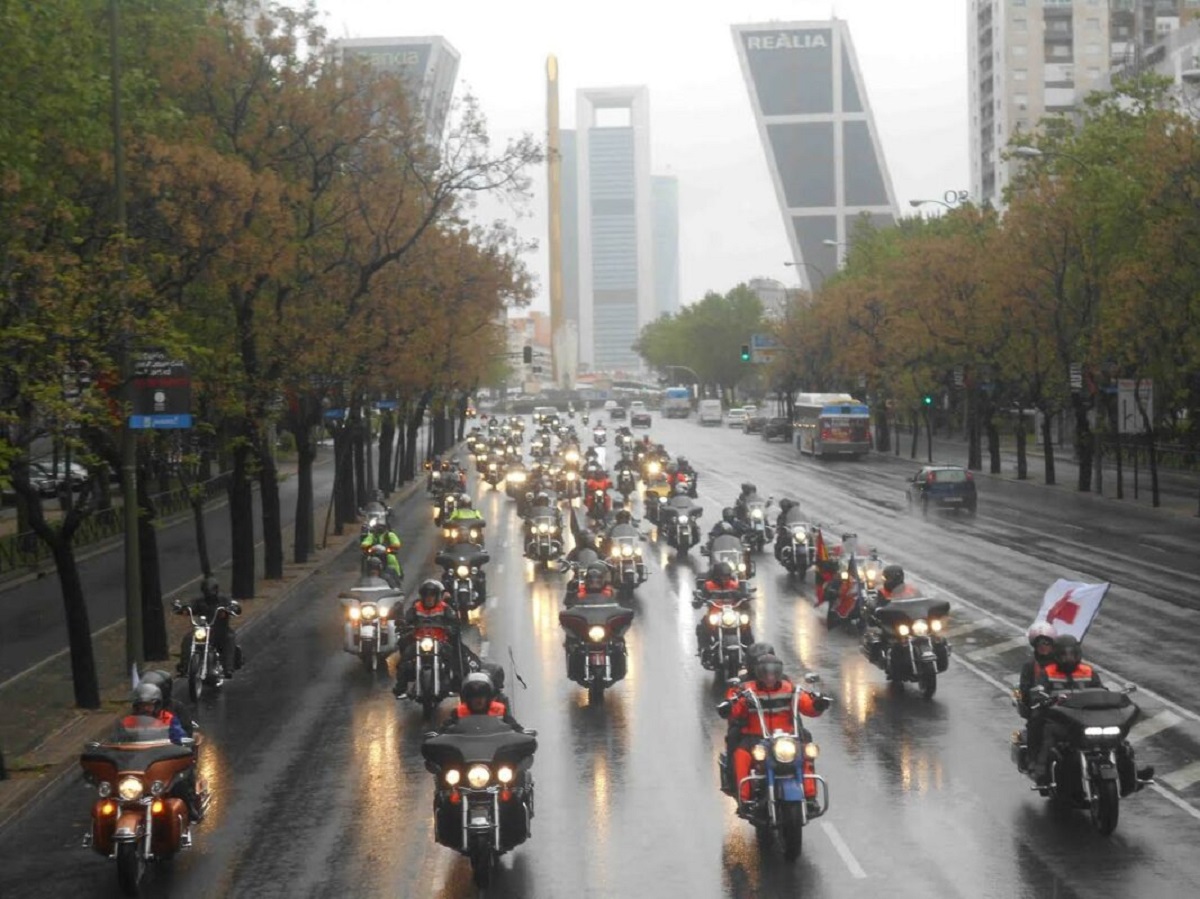 apertura moto y lluvia