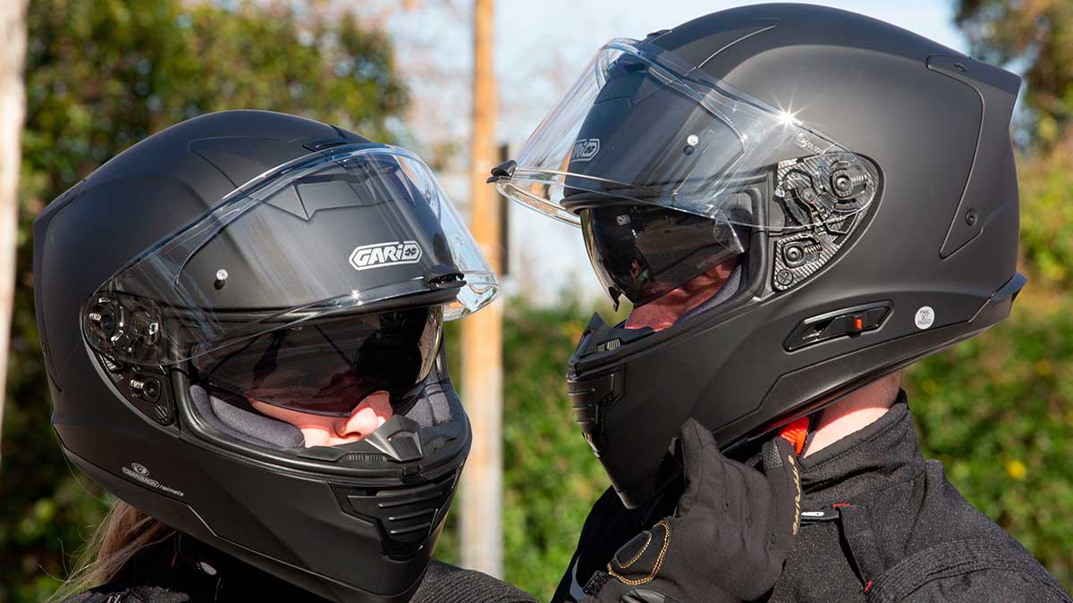 ¿Cuándo hay que cambiar el casco de moto?