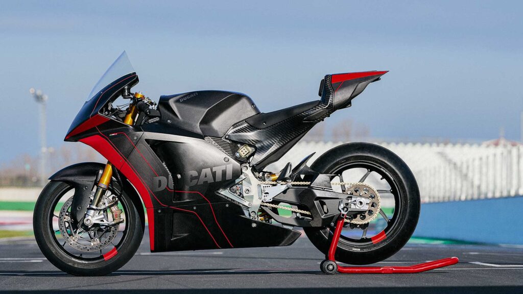 La futura Ducati de MotoE rueda por primera vez en el circuito de Misano 11 prueba-ducati-motoe-misano
