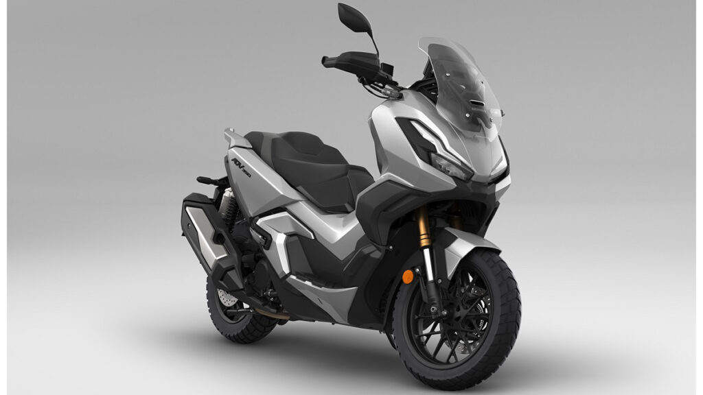 Modelos que aúnan los conceptos scooter y trail 13 HONDA ADV350