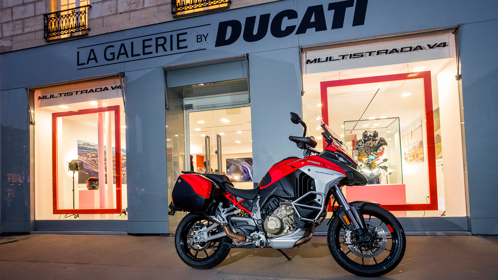 La Ducati Multistrada V4 tiene una tienda específica… en París