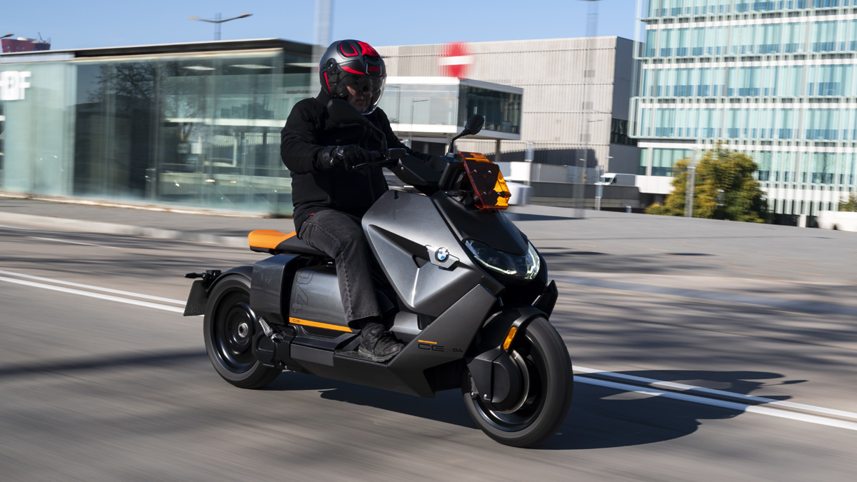 La moto eléctrica en España: casi 75.000 unidades que representan el 2% del mercado