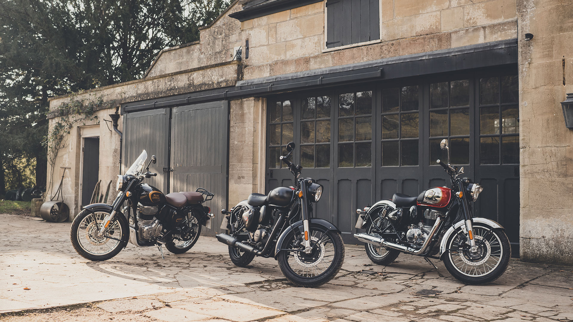 Royal Enfield enriquece su gama retro con la Classic 350