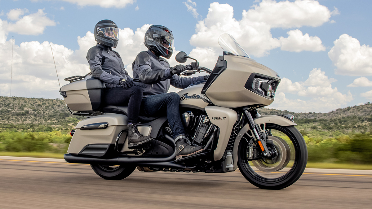 Viajar en moto: Consejos para preparar viajes de largo recorrido 7 Indian Pursuit Limited